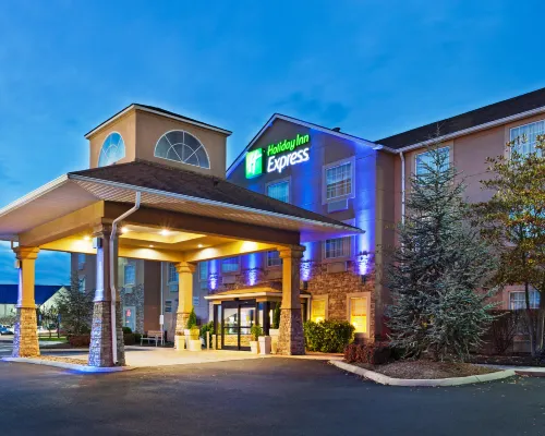 Holiday Inn Express & Suites ALCOA (KNOXVILLE AIRPORT) by IHG Hotels in Alcoa