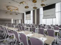 The Gibson Hotel Các khách sạn gần Nhà thi đấu 3Arena