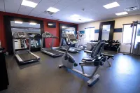 Hampton Inn & Suites Grand Forks - Gym