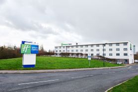 Holiday Inn Express MANCHESTER AIRPORT by IHG