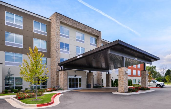 Holiday Inn Express & Suites SILOAM SPRINGS by IHG