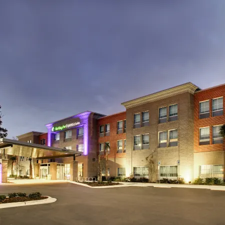 Holiday Inn Express & Suites SUMMERVILLE by IHG