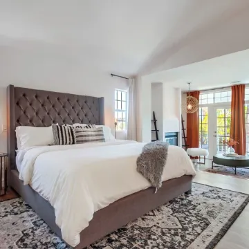 Custom 3,600sf Fallbrook Retreat: Wedding Guests•Family•Couples-Wine•Golf•Coast