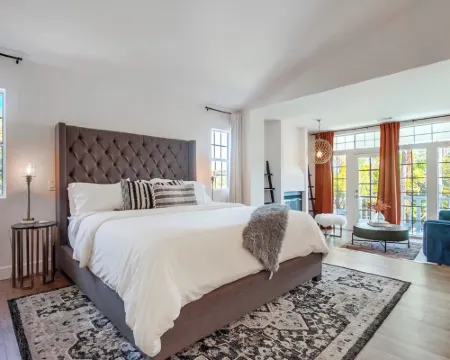 Custom 3,600sf Fallbrook Retreat: Wedding Guests•Family•Couples-Wine•Golf•Coast フォールブルックのホテル