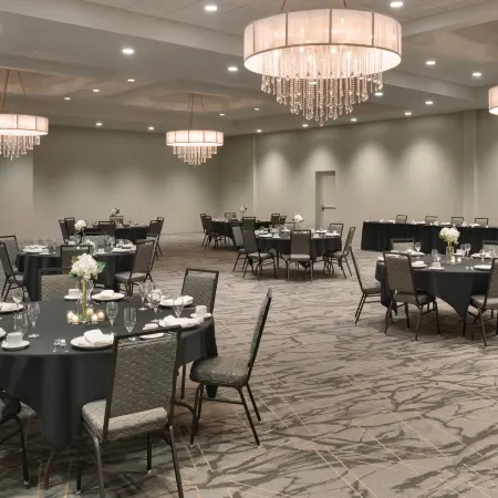 Holiday Inn Bloomington - Normal by IHG