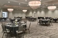 Holiday Inn Bloomington - Normal by IHG - breakfast