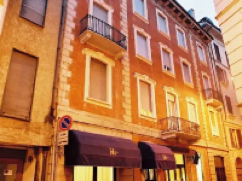 Genius Hotel Downtown Hotels near Santa Maria delle Grazie