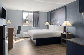 Super 8 by Wyndham Fort Wayne