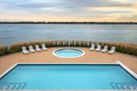St. Clair Inn - Pools