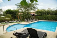 Nacazcol Hotel y Villas - piscina