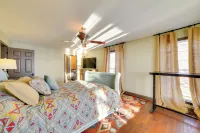 Peaceful Big Sandy Home w/ Deck on Kentucky Lake! - 3-Star