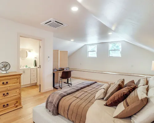 Right on Main Street! Mtn-view Bisbee Hideaway Hotels in Bisbee