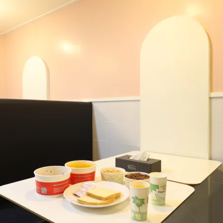Gunsan Hotel Box