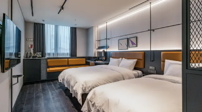 Ramada Plaza by Wyndham Chungjang