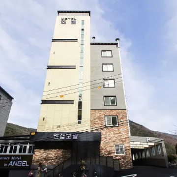 Busan Hakjang Angel Отели рядом с достопримечательностью «Университет Донга»