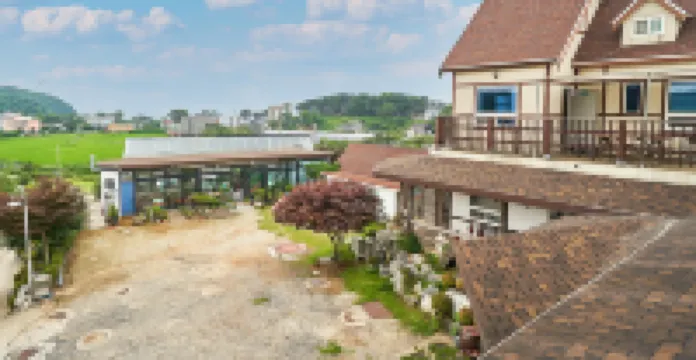 Daebudo Log House with View Pension
