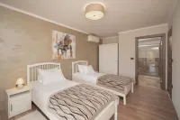 Lulu in Dobrinj With 4 Bedrooms and 4 Bathrooms - Balcony