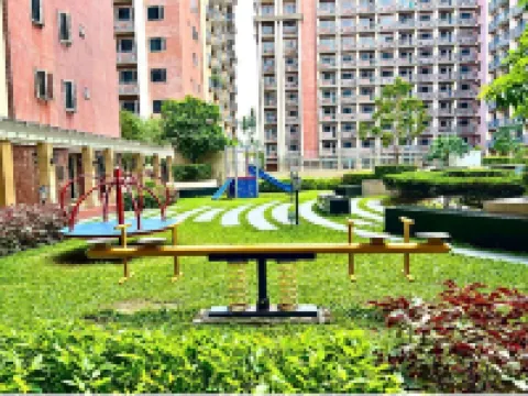 Stay Beside Mall of Asia Walk & Explore