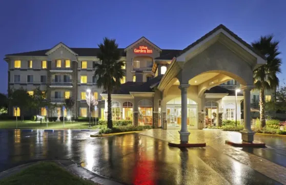 安大略庫卡蒙格牧場希爾頓花園酒店