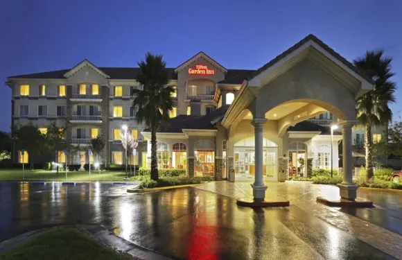 安大略庫卡蒙格牧場希爾頓花園酒店