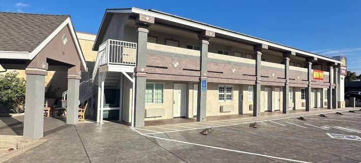 Hometown Inn Hotels in Merced County