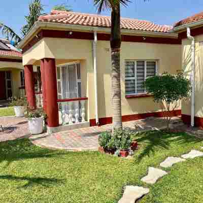 Modern Studio in New Chadcombe - 2315 Hotel Exterior