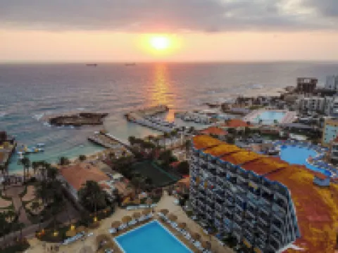 Wave 515 - Getaway Chalet at Sawary Resort Batroun فنادق في البترون