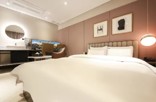 Chungju Station Brown Dot Hotels in 