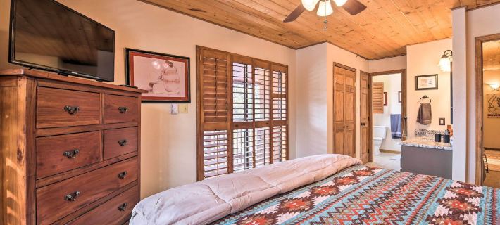 Lovely New Mexico Retreat w/ 4 Private Balconies! Ξενοδοχεία στην πόλη Colfax County