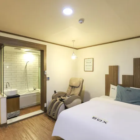 Daejeon Hotel Box Отели рядом с достопримечательностью «Скайпарк в Тэдоне»