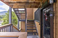 Keystone Mountain Getaway: Walk to Ski Lifts