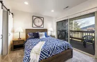 Lift in Backyard! Park City Gem - Renovated! Hotels in Snyderville