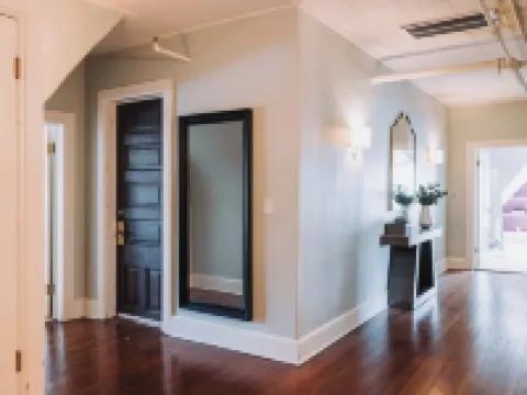 The New Victorian Mansion Bed & Breakfast Hotels in Saint Paul