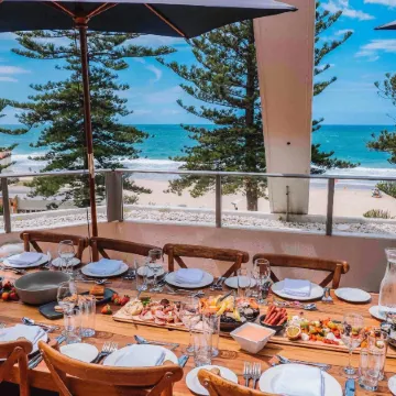 Bayside Square Kaike Hotel