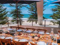 Bayside Square Kaike Hotel