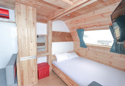 학암포 카라반의 아늑한 내부