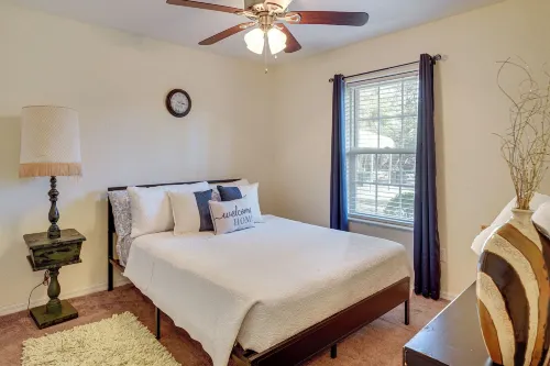 Close to Highway & Border: North Florida Hideaway - Wifi