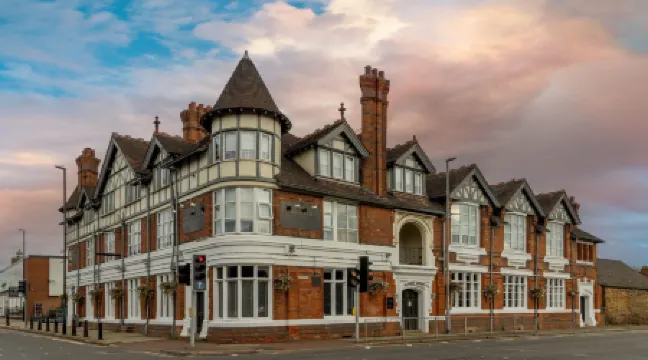 Best Western the Plough Hotel Отели рядом с достопримечательностью «Университет Нортгемптон»