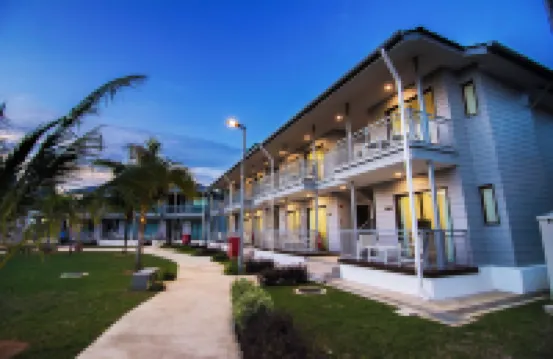 ロイヤル チュラン チェラティン シャレー のホテル