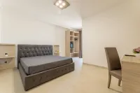 Roomsalentopalace