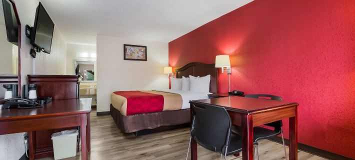 Econo Lodge Williamsburg Historic Area Hotels in Williamsburg