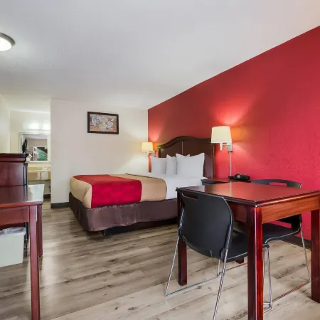 Econo Lodge Williamsburg Historic Area