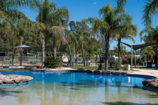 Tasman Holiday Parks - Merool on the Murray