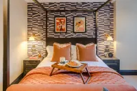 Pembroke House | Studio w Separate Kitchen - LGF - 3-Star