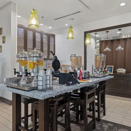 Kozy Hotel Houston North