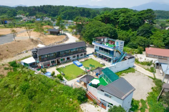 楊陽復古房子旅館