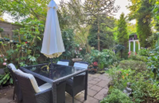 Retreat in Surrey Near Hever Castle