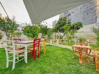 Hotiday Lecce Gianmarti Suite Hotels near Teatro Apollo