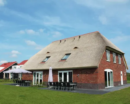 スペーシャス ヴィラ イン ア ナショナル パーク パースローのホテル