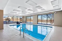 Hampton Inn & Suites Chicago Deer Park - 2-Star
